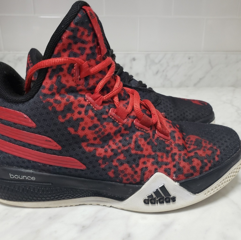 Addidas Bounce shoes